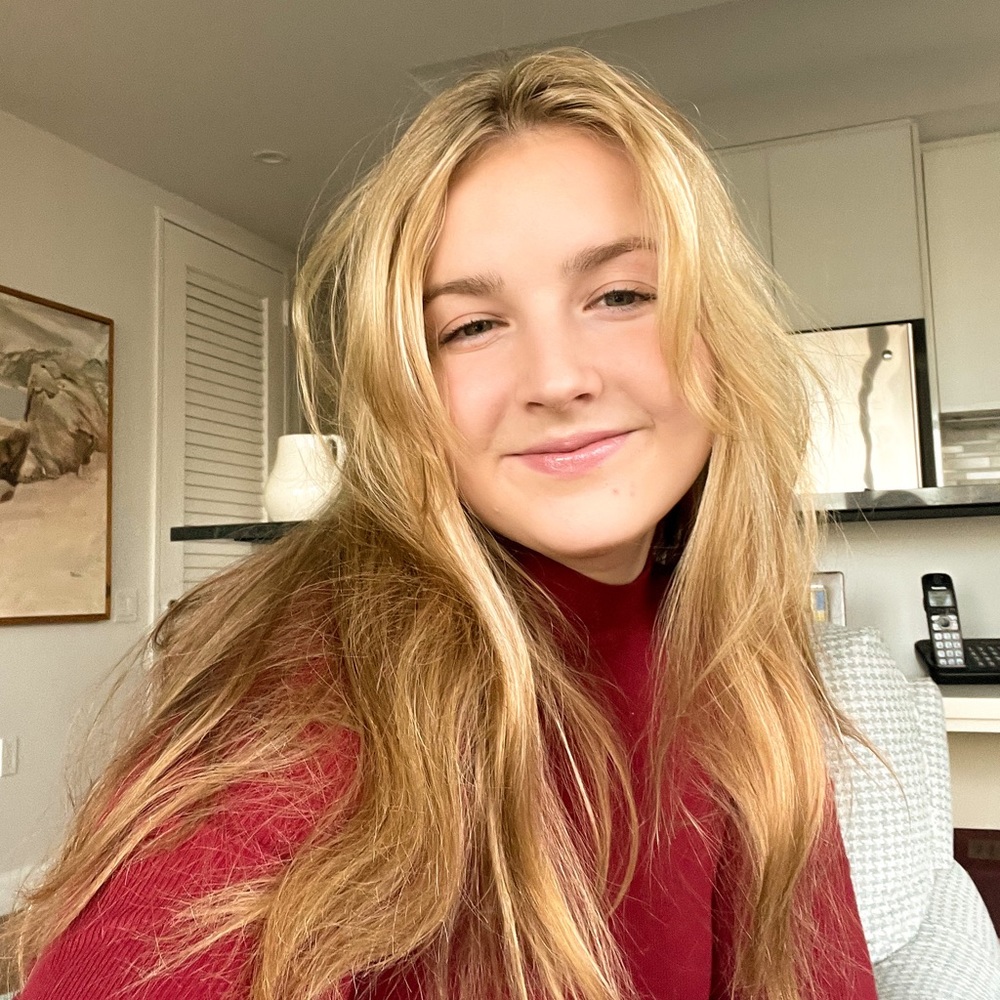 Meet your Posher, Caroline